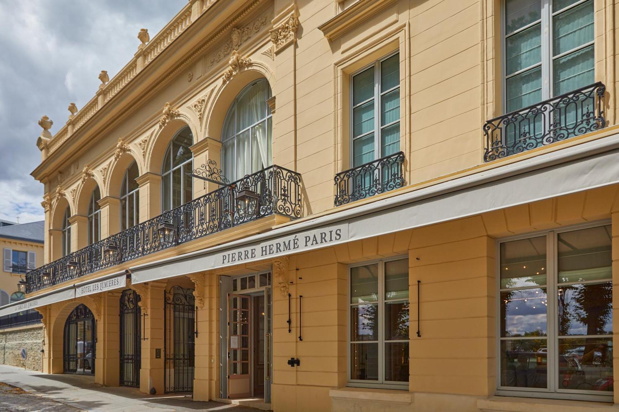 Hotel Les Lumieres - Relais & Chateaux Versailles Exterior photo