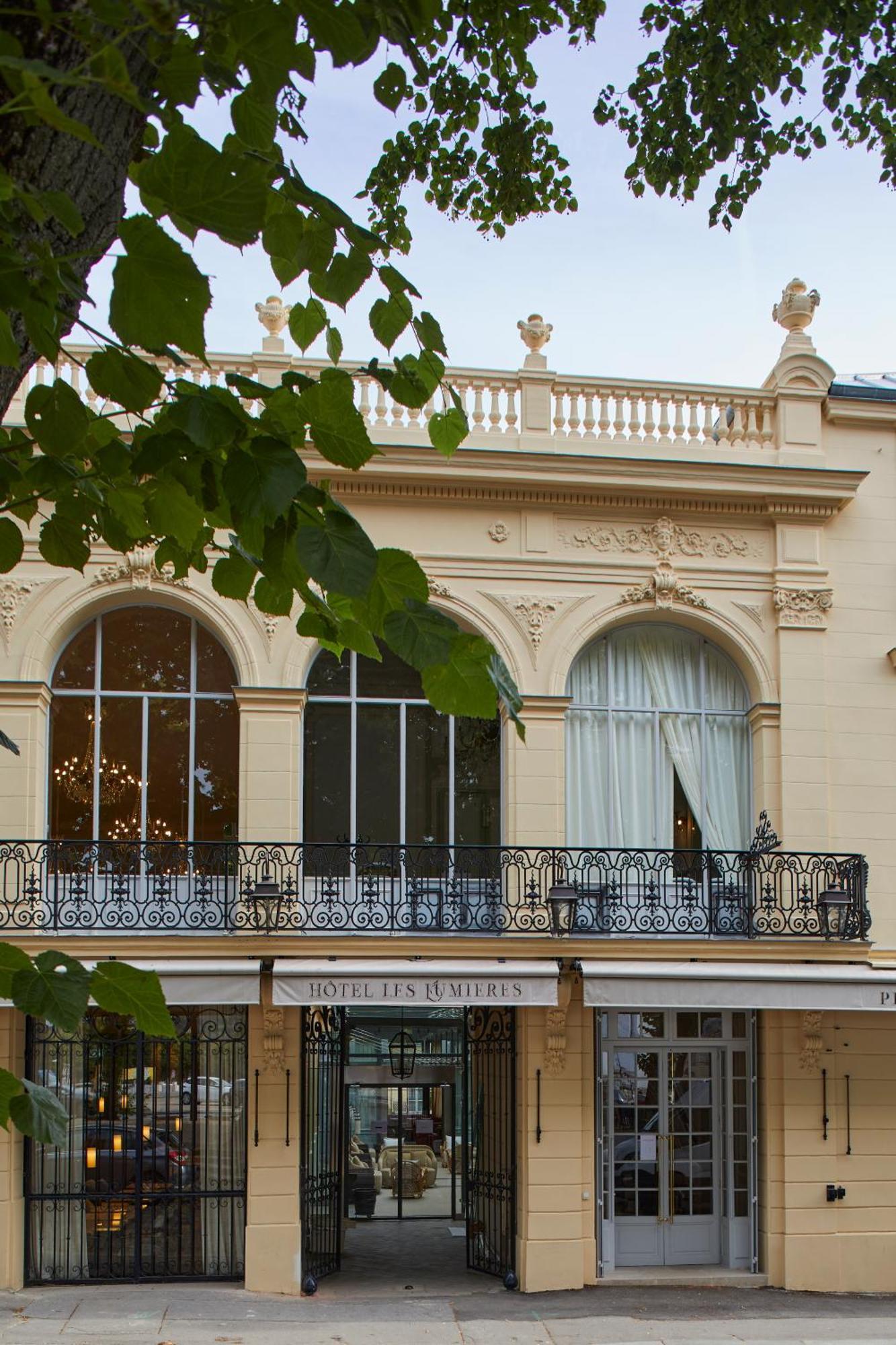Hotel Les Lumieres - Relais & Chateaux Versailles Exterior photo